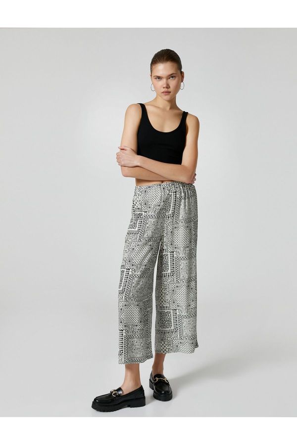 Koton Koton Wide Leg Relaxed Cut Trousers Geometric Patterned Elastic Waist Viscose Fabric Blended