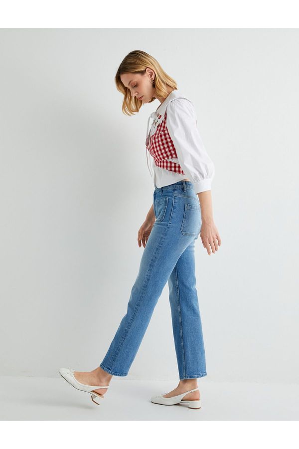 Koton Koton X Tuba Ünsal - Short Flared Jeans with Front Pocket Detail