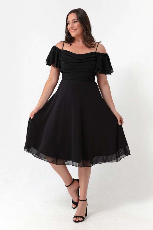 Lafaba Lafaba Women's Black Strapless Flare Cut Midi Plus Size Evening Dress.