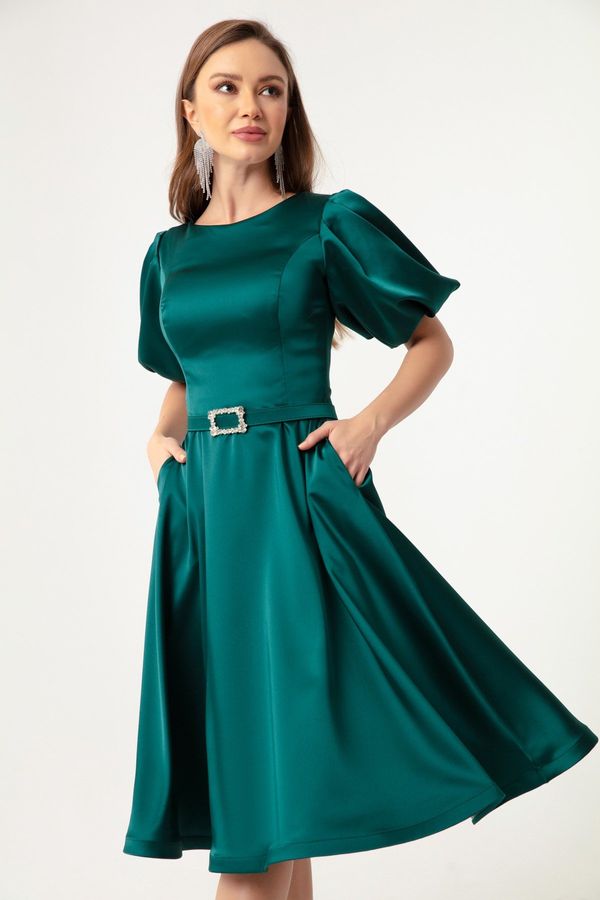 Lafaba Lafaba Women's Emerald Green Mini Satin Evening Dress with Balloon Sleeves and Stones Belt.