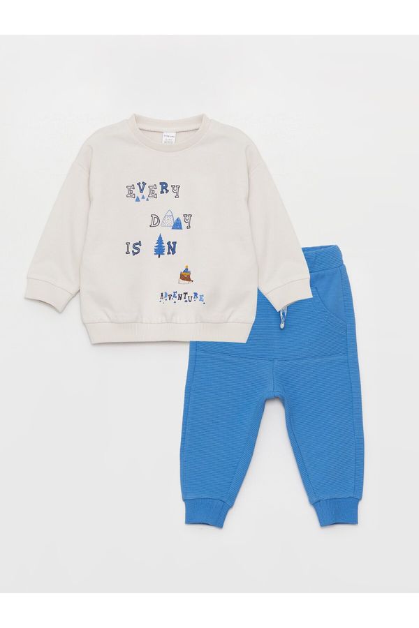 LC Waikiki LC Waikiki Crew Neck Printed Long Sleeve Baby Boy Sweatshirt and Sweatpants 2-Set