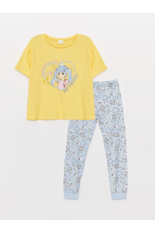 LC Waikiki LC Waikiki Crew Neck Printed Short Sleeve Girl's Pajama Set