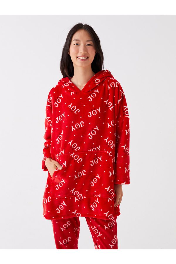 LC Waikiki LC Waikiki Hooded Christmas Themed Long Sleeve Women's Plush Pajama Top