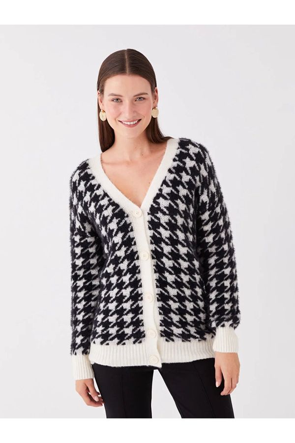 LC Waikiki LC Waikiki LCWAIKIKI Women's Classic V-Neck Patterned Long Sleeve Knitwear Cardigan