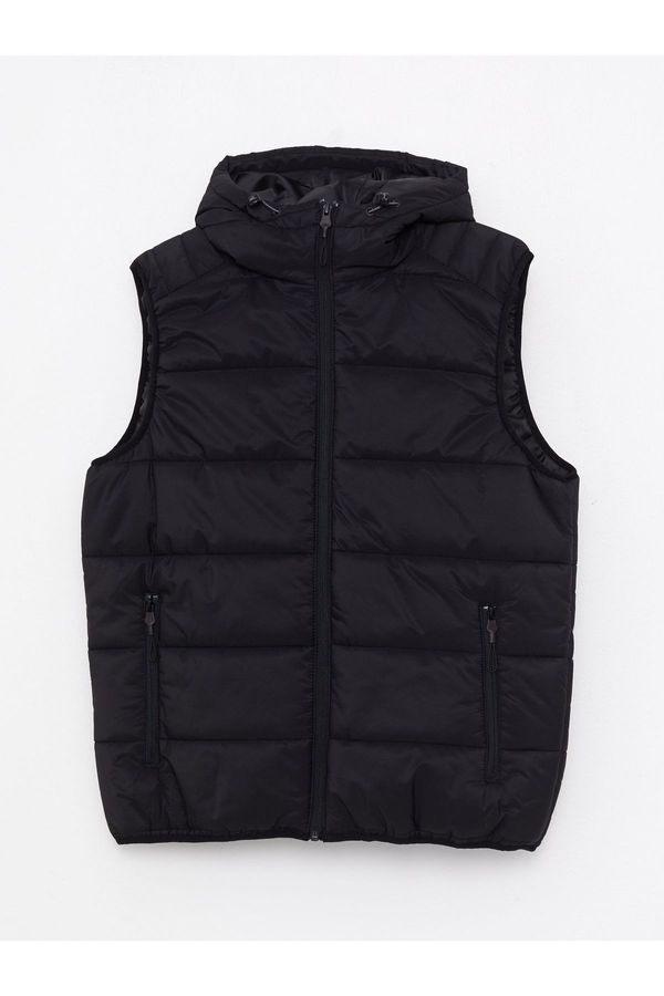 LC Waikiki LC Waikiki Men's Standard Fit Hooded Puffer Vest