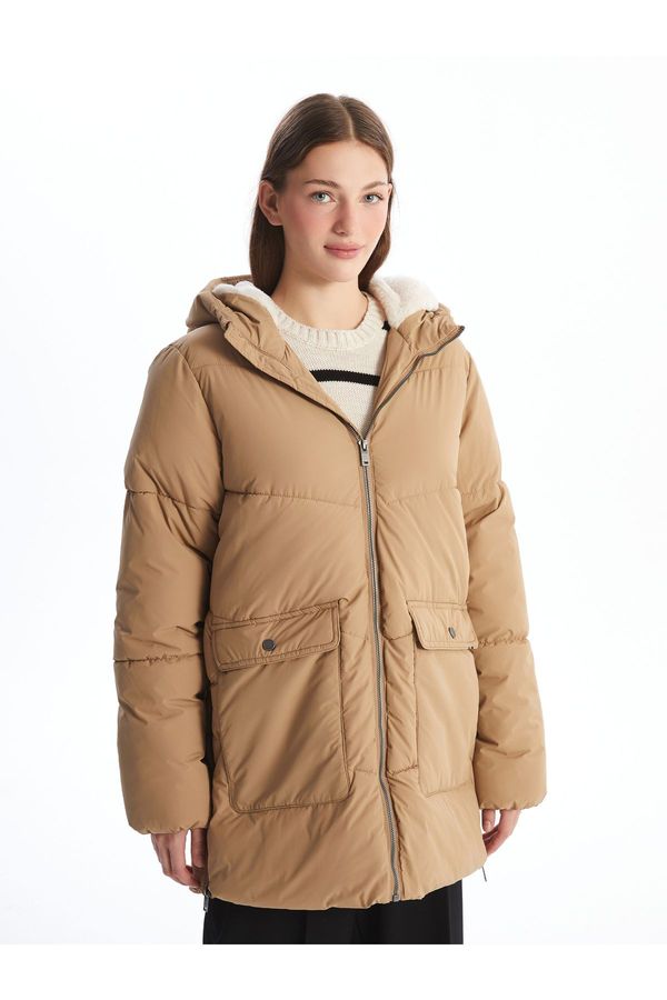 LC Waikiki LC Waikiki Women's Hooded Plain Puffer Coat