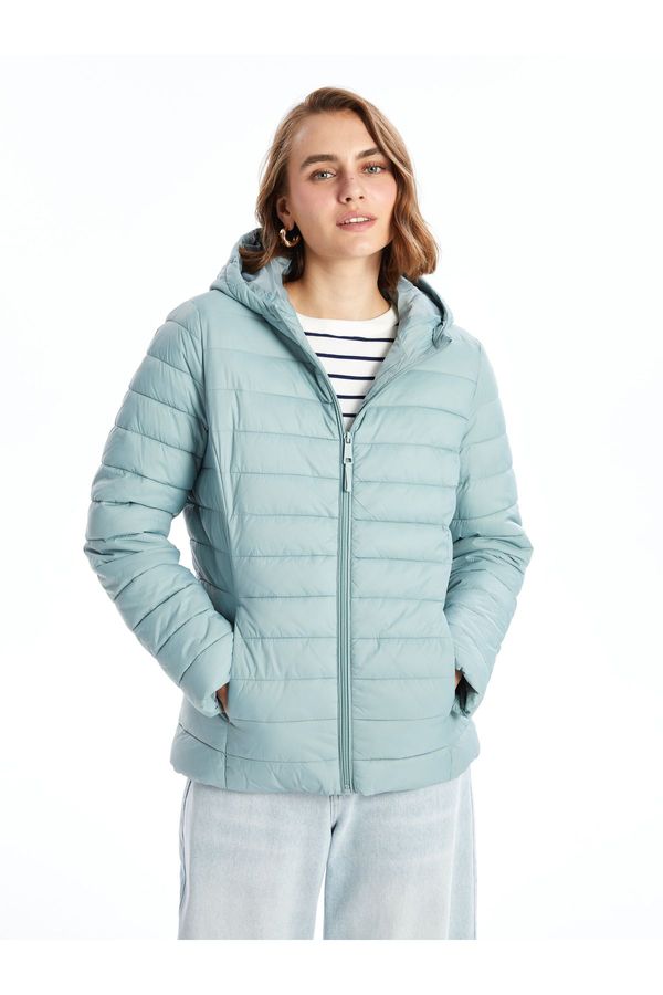 LC Waikiki LC Waikiki Women's Hooded Plain Puffer Coat