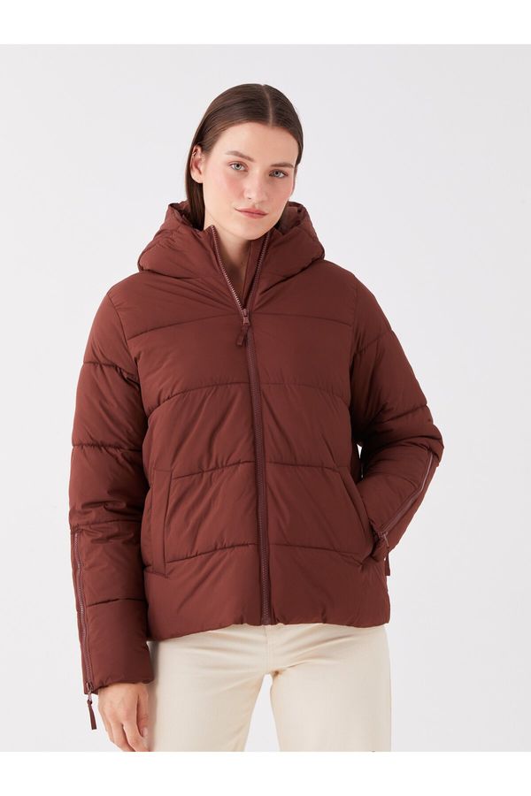 LC Waikiki LC Waikiki Women's Hooded Plain Puffer Coat