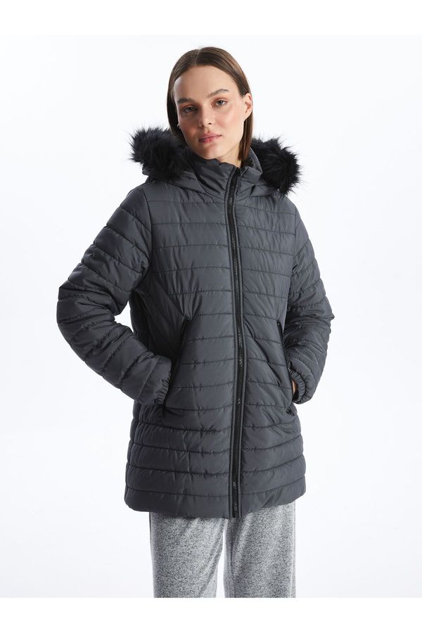 LC Waikiki LC Waikiki Women's Hooded Plain Puffer Coat