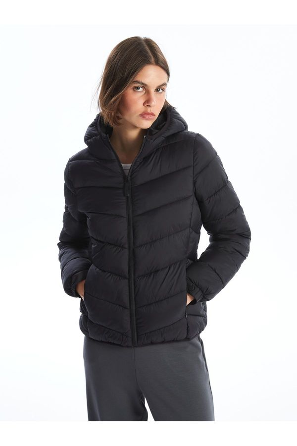 LC Waikiki LC Waikiki Women's Hooded Plain Puffer Coat