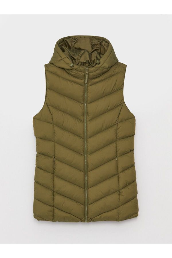 LC Waikiki LC Waikiki Women's Hooded Plain Puffer Vest