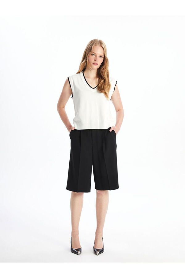 LC Waikiki LC Waikiki Women's Loose Fit Plain Shorts