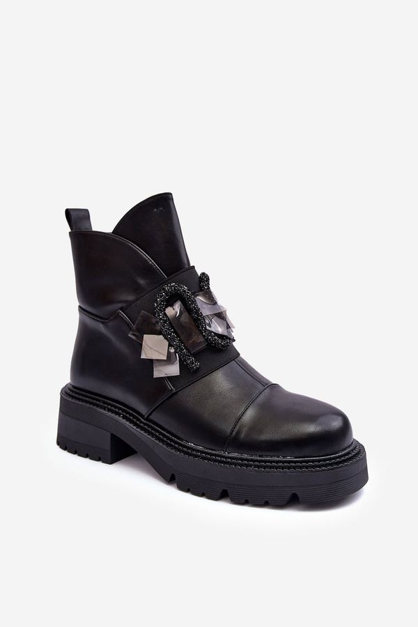 Kesi Leather decorated ankle boots with flat heels and S platform. Barski Black