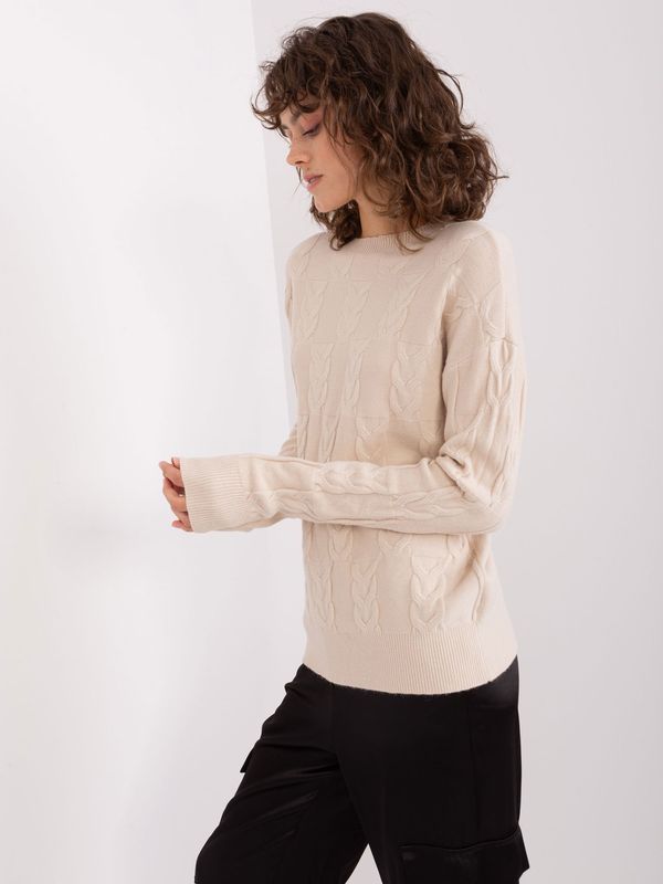 Fashionhunters Light beige knitted women's sweater with cable pattern
