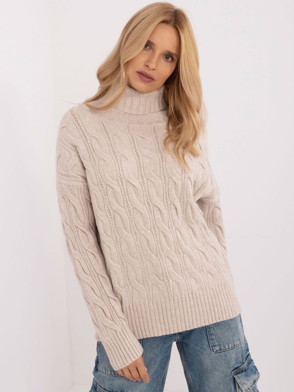 Fashionhunters Light beige turtleneck with long sleeves