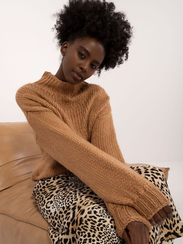 Fashionhunters Light brown loose women's turtleneck sweater