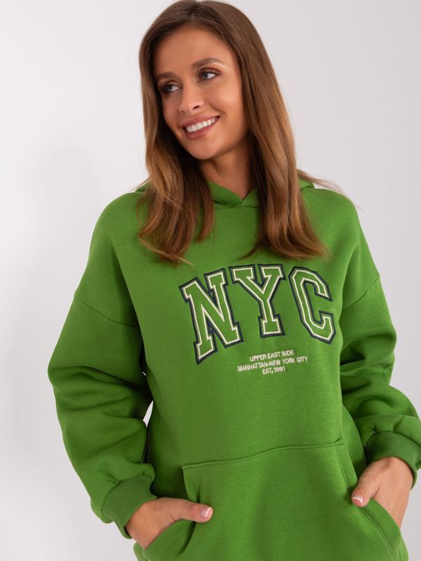 Fashionhunters Light Green Insulated Kangaroo Sweatshirt