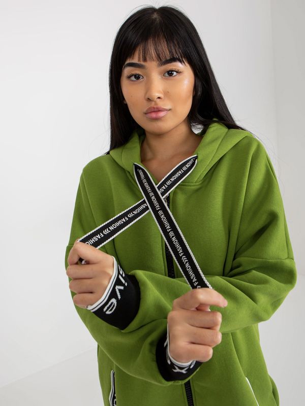 Fashionhunters Light green long zippered sweatshirt made of Mayar cotton