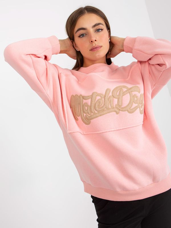 Fashionhunters Light pink hoodie with patches