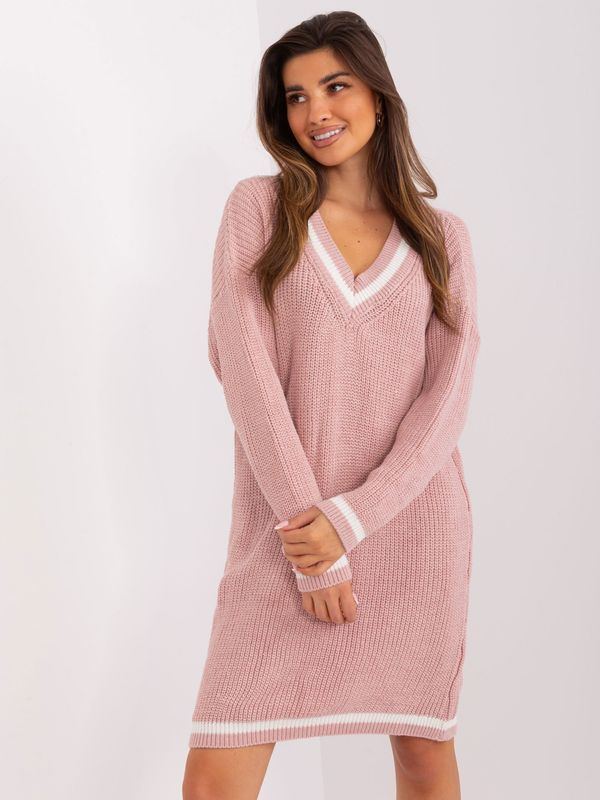 Fashionhunters Light pink loose knitted dress