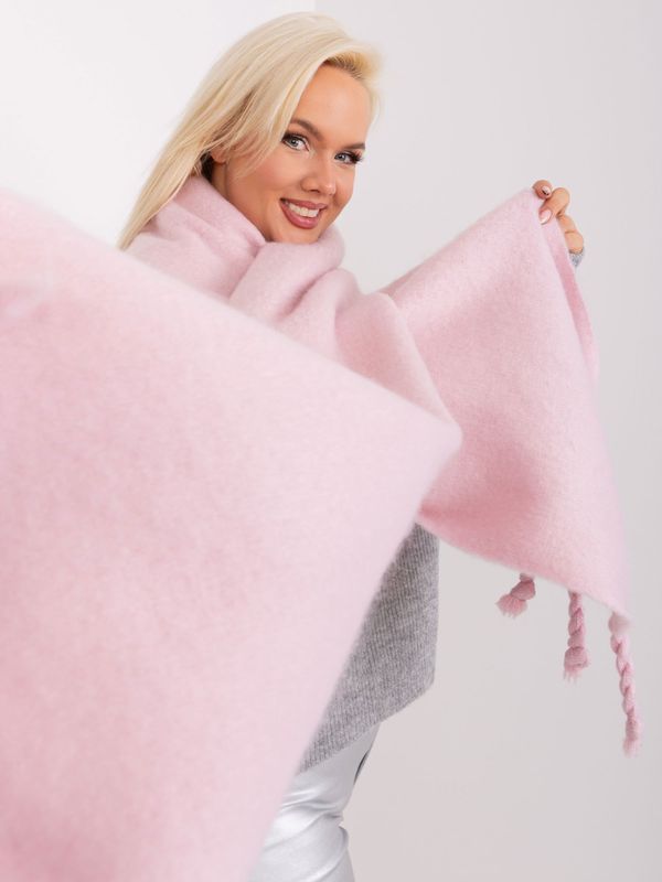 Fashionhunters Light pink smooth winter scarf