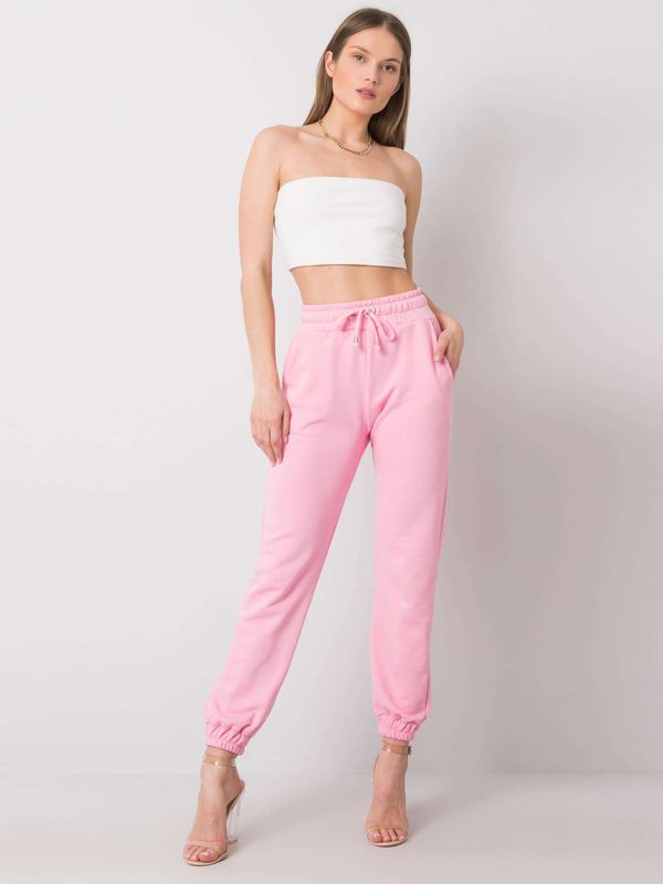 Fashionhunters Light pink trousers Agueda RUE PARIS