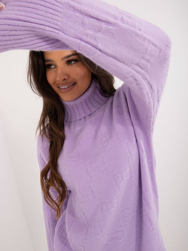 Fashionhunters Light purple loose turtleneck with patterns