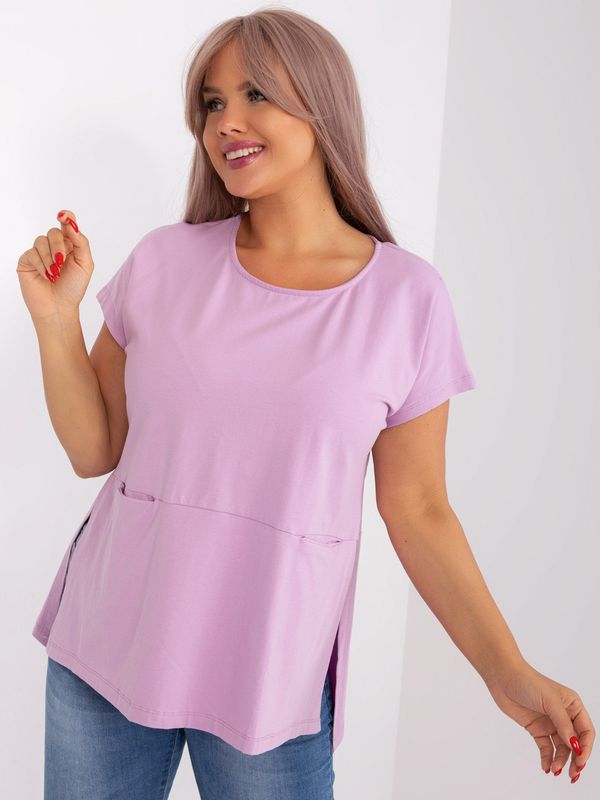 Fashionhunters Light purple plus size blouse with pockets