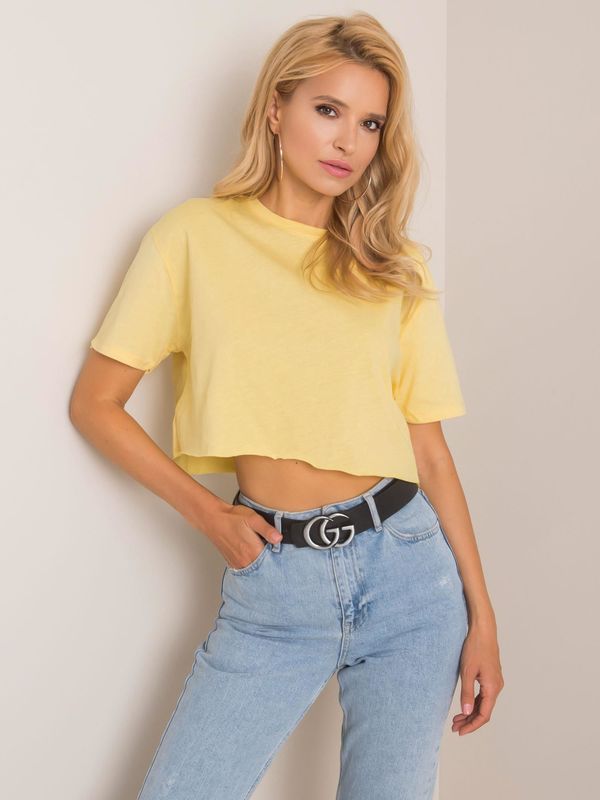 Fashionhunters Light yellow T-shirt Vicky RUE PARIS