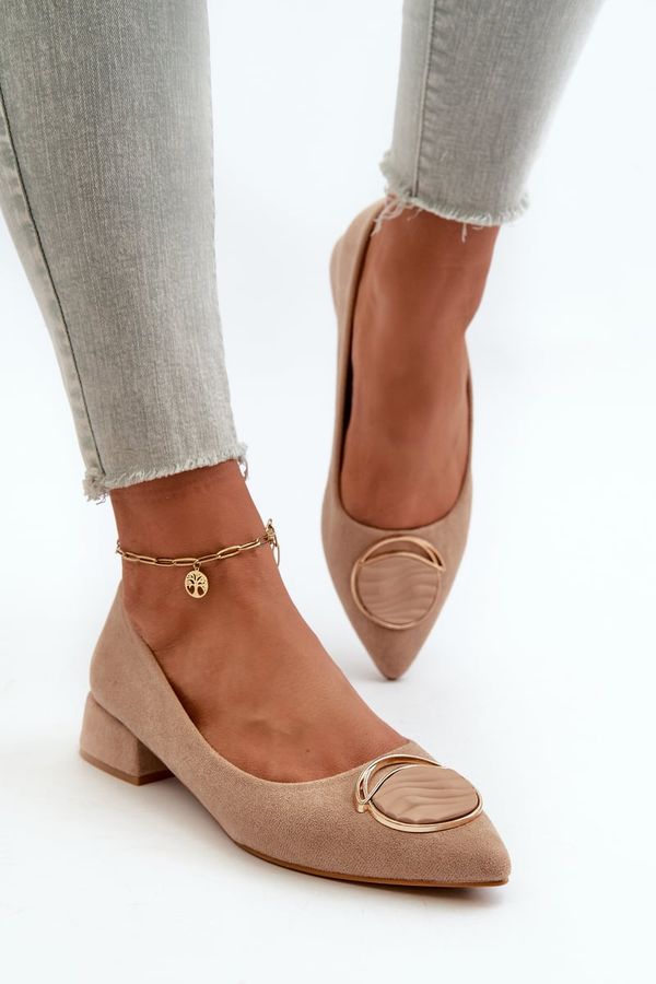 Kesi Low-heeled pumps made of eco-friendly suede S.Barski Beige