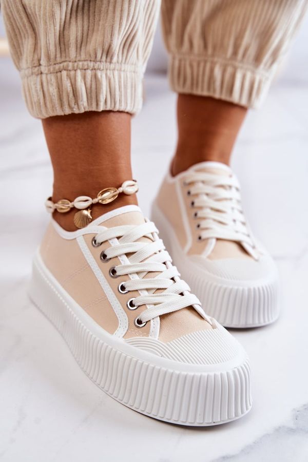 Kesi Low sneakers on the platform of beige Mischa