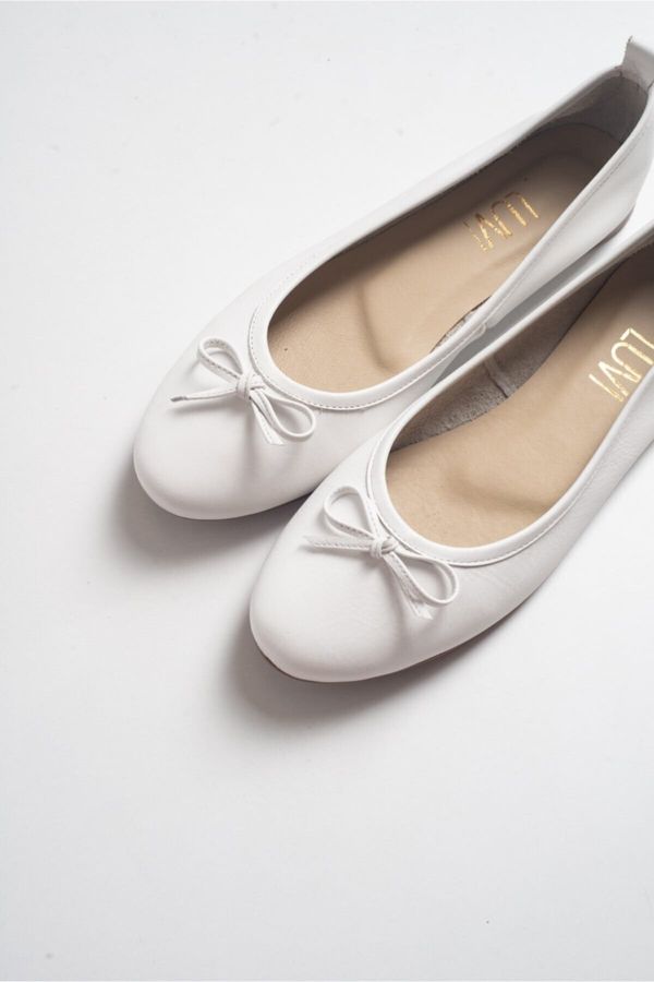 LuviShoes LuviShoes 01 White Skin Women's Flat Shoes
