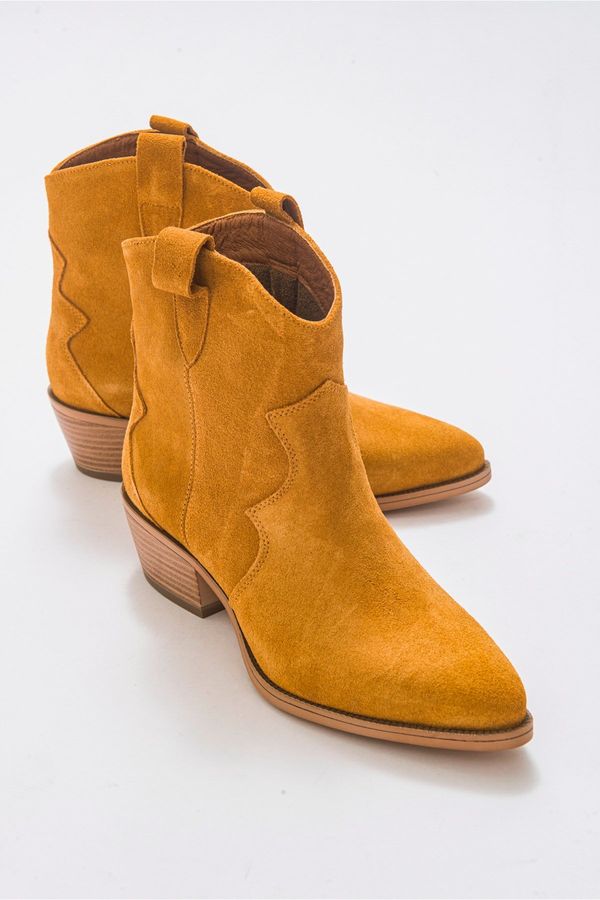 LuviShoes LuviShoes 20. Camel Suede Women's Boots