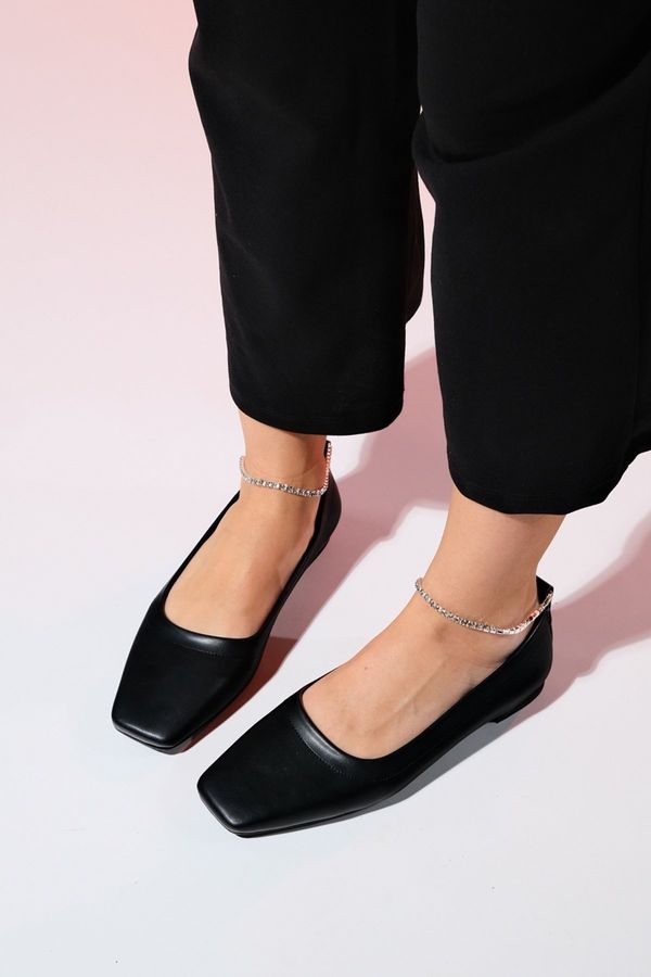 LuviShoes LuviShoes POHAN Black Skin Stone Detailed Women's Flat Shoes