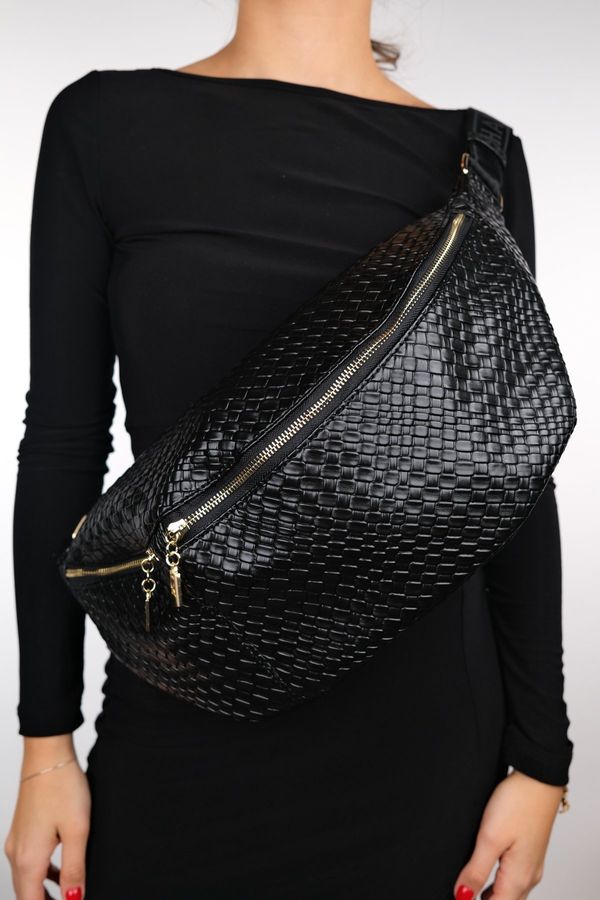 LuviShoes LuviShoes VENTA Black Knit Women's Large Waist Bag