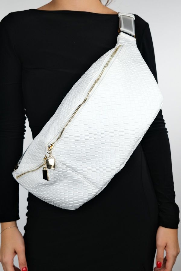 LuviShoes LuviShoes VENTA White Knit Women's Large Waist Bag