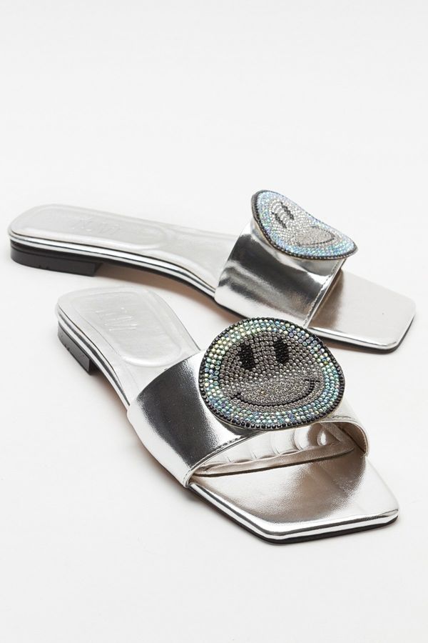 LuviShoes LuviShoes YAVN Silver Stone Women's Slippers