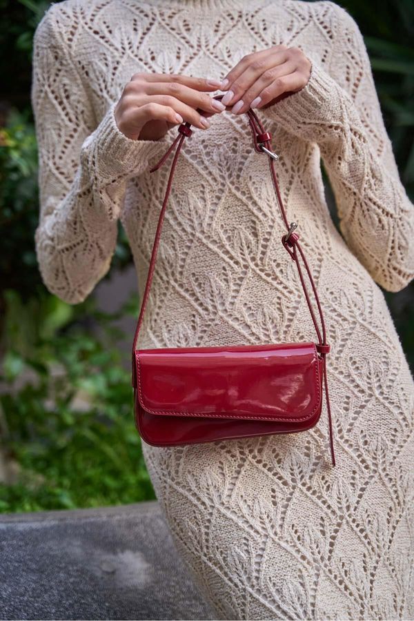 Madamra Madamra Claret Red Patent Leather Women's Asymmetrical Cut Shoulder Bag