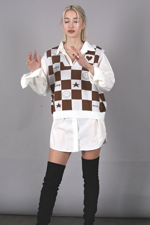 Madmext Madmext Brown V-Neck Checkerboard Patterned Regular Fit Women's Sweater