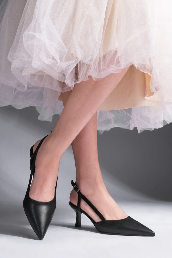 Marjin Marjin Women's Pointed Toe Open Side Strap Classic Heel Shoes Suder Black