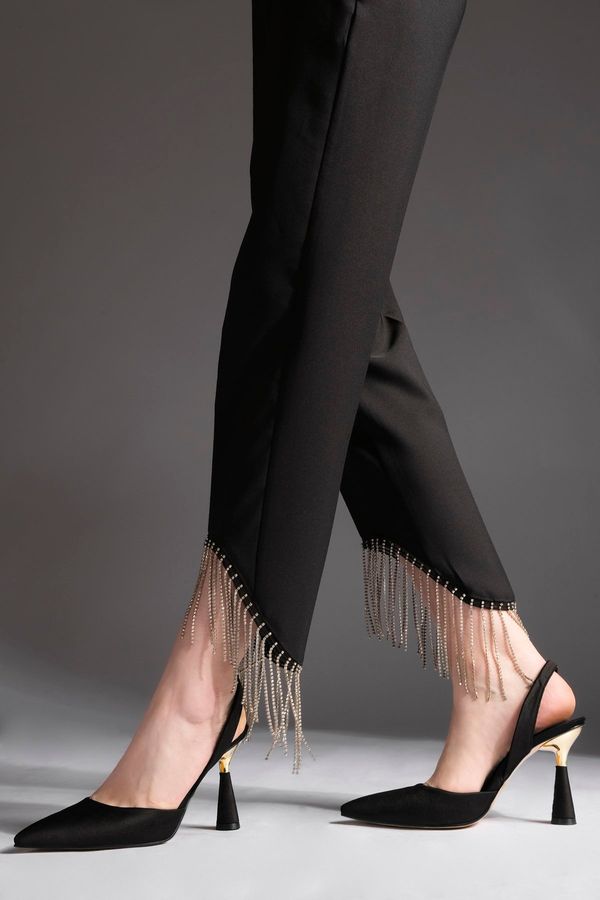 Marjin Marjin Women's Stiletto Pointed Toe Gold Heel Detail Open Back with a scarf and heeled shoes Yolez Black.