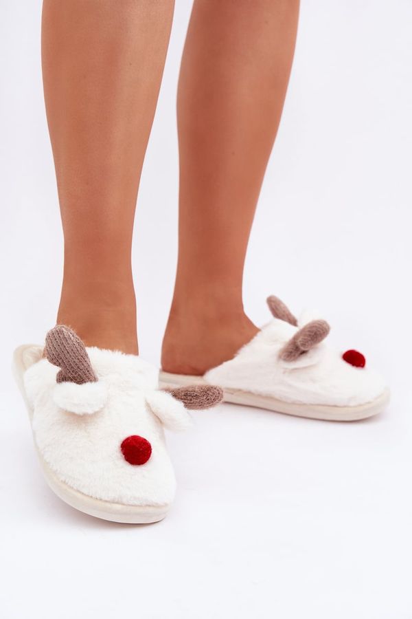 marka niezdefiniowana marka niezdefiniowana Women's Furry Slippers With Reindeer Motif White Sennalith