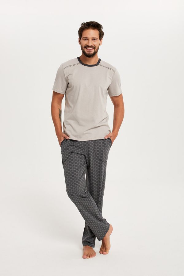 Italian Fashion Men's pyjamas Abel, short sleeves, long legs - beige/print