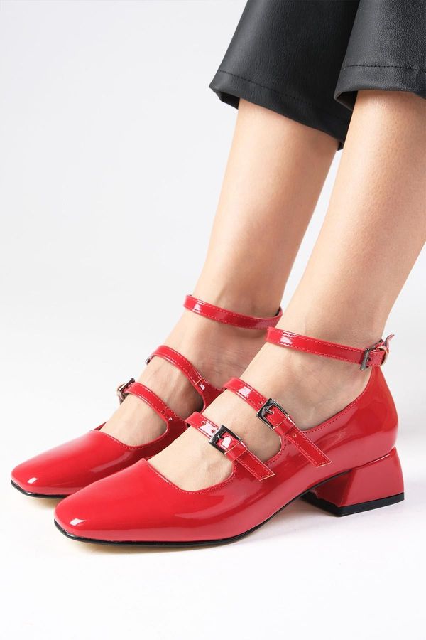 Mio Gusto Mio Gusto Baylee Red Color Patent Leather 3-Stripes Women's Flat Toe Short Heeled Shoes