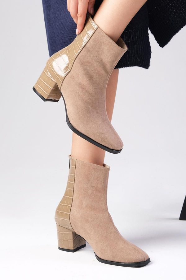 Mio Gusto Mio Gusto Bianca Mink Suede And Alligator Pattern Combination Women's Flat Toe Women's Short Heeled Boots.