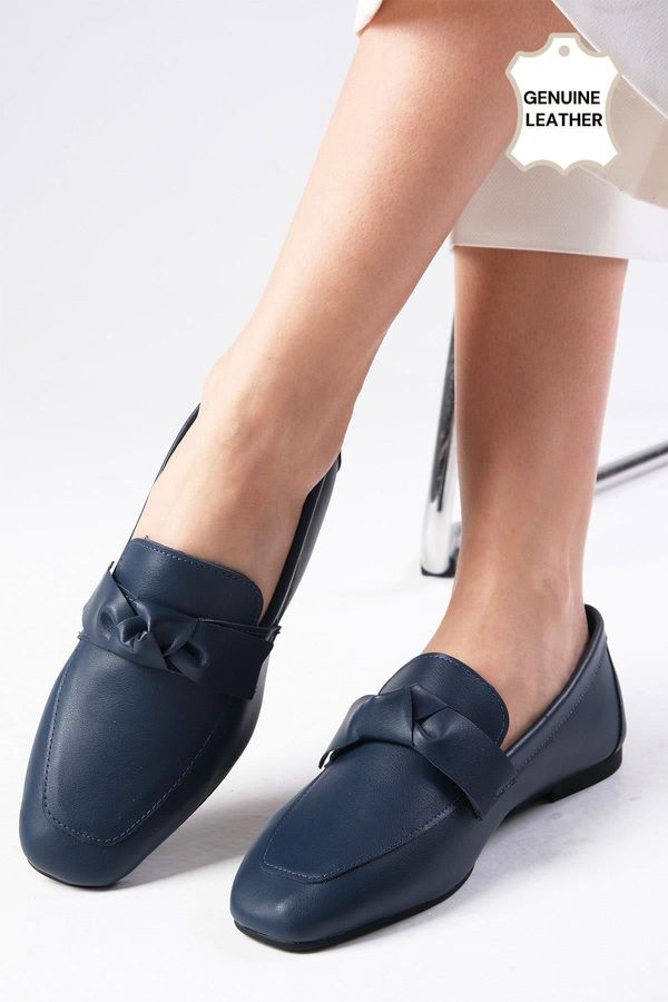 Mio Gusto Mio Gusto Candy Genuine Leather Navy Blue Women's Blunt Toe Loafers with Bow Accessories