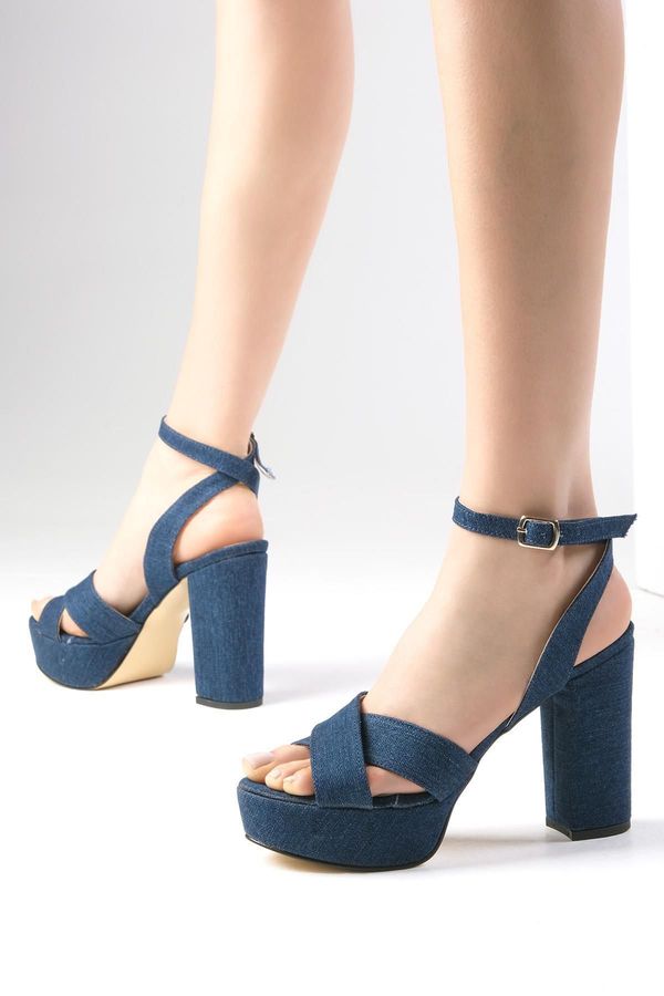 Mio Gusto Mio Gusto Ellis Jeans Women's Blue Color Cross Strap Denim Fabric Platform Heeled Sandals