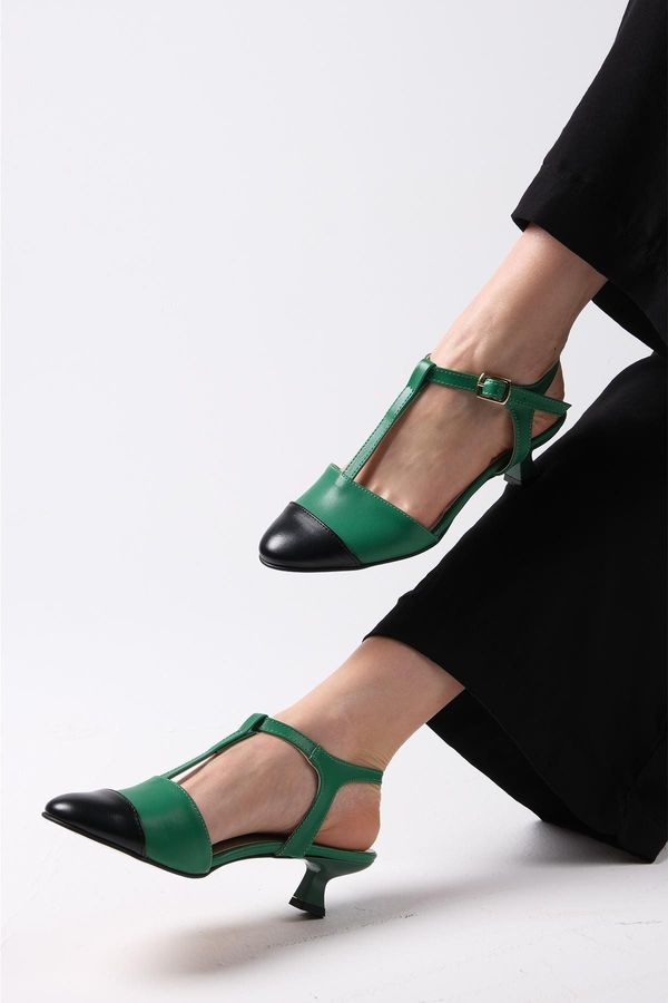 Mio Gusto Mio Gusto Emilia Green Black Color Open Back Women's Short Heeled Shoes