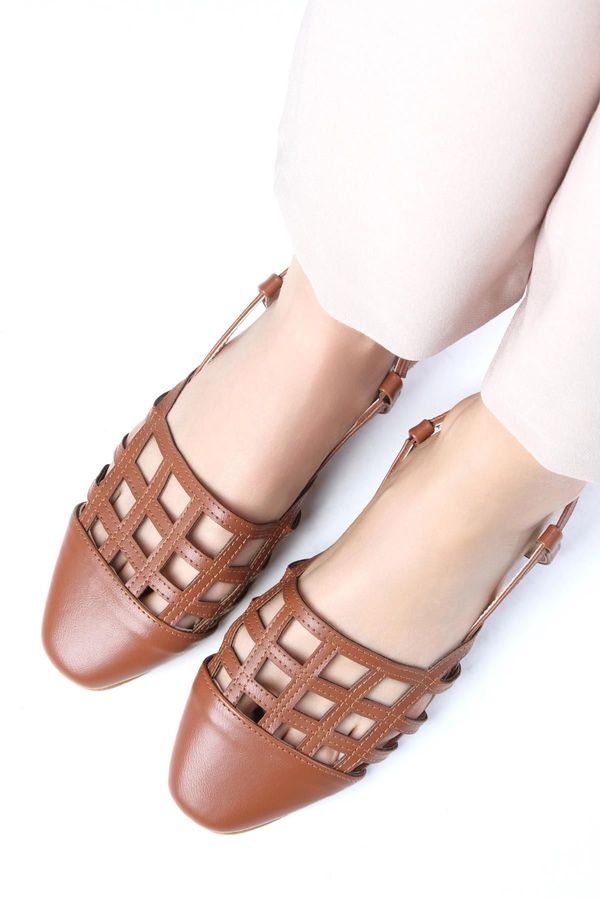 Mio Gusto Mio Gusto Helen Tan Color Flat Toe Women's Open Back Flat Shoes