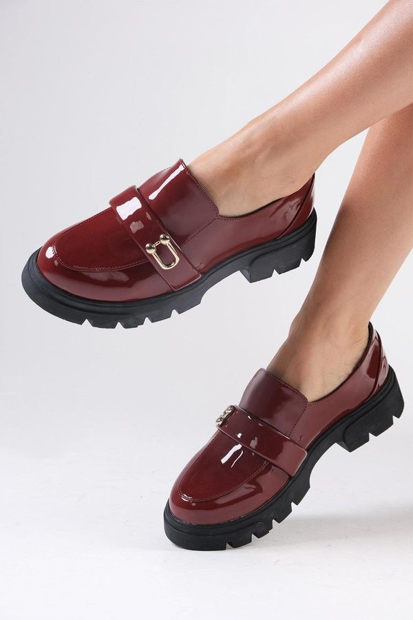 Mio Gusto Mio Gusto Katy Burgundy Color Thick Soled Women's Loafer Shoes